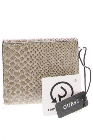 Портмоне Guess, Цвят Бежов, Цена 110,20 лв.