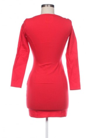 Rochie Bershka, Mărime S, Culoare Roșu, Preț 98,99 Lei