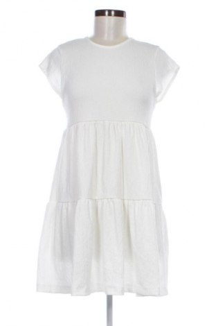 Kleid Bershka, Größe S, Farbe Weiß, Preis € 13,05