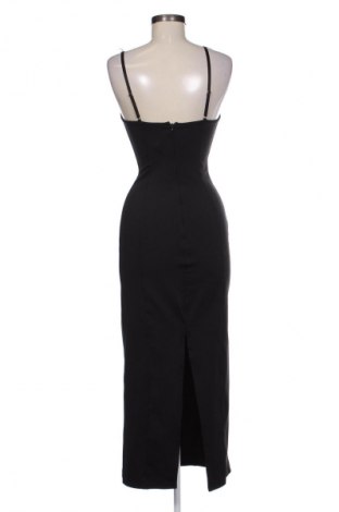 Rochie Bershka, Mărime M, Culoare Negru, Preț 77,17 Lei