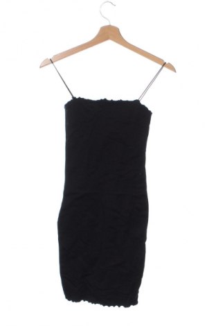 Šaty  Bershka, Veľkosť XS, Farba Čierna, Cena  11,46 €