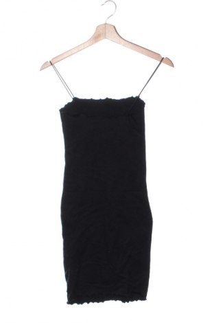 Šaty  Bershka, Veľkosť XS, Farba Čierna, Cena  11,46 €