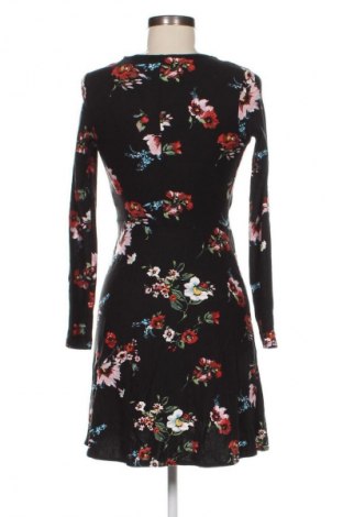 Sukienka Bershka, Rozmiar S, Kolor Kolorowy, Cena 95,99 zł