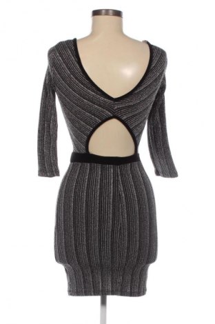 Šaty  Bershka, Velikost S, Barva Stříbrná, Cena  367,00 Kč