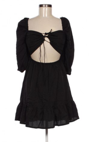 Kleid Boohoo, Größe S, Farbe Schwarz, Preis 20,99 €