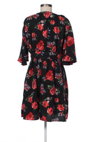 Kleid Boohoo, Größe XL, Farbe Mehrfarbig, Preis 19,99 €