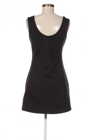 Kleid C&A, Größe M, Farbe Mehrfarbig, Preis 15,99 €