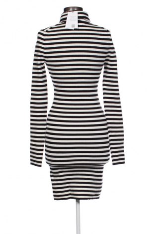 Kleid Calvin Klein Jeans, Größe M, Farbe Mehrfarbig, Preis 109,99 €