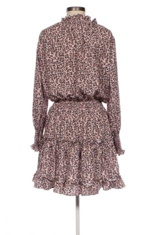 Kleid ChicMe, Größe S, Farbe Mehrfarbig, Preis 20,99 €