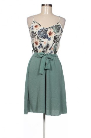 Kleid Cloud, Größe M, Farbe Mehrfarbig, Preis 24,99 €