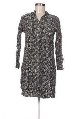 Kleid Copenhagen Luxe, Größe M, Farbe Mehrfarbig, Preis 33,99 €