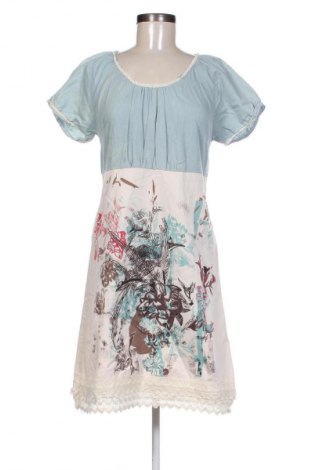 Kleid Cream, Größe M, Farbe Mehrfarbig, Preis 42,05 €