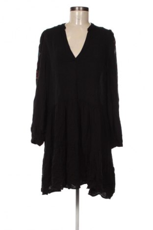 Sukienka Desigual, Rozmiar L, Kolor Czarny, Cena 268,99 zł