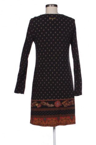 Рокля Desigual, Размер L, Цвят Многоцветен, Цена 82,00 лв.
