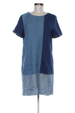 Рокля Edc By Esprit, Размер M, Цвят Син, Цена 40,10 лв.