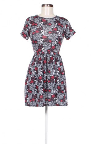 Kleid Fluid, Größe M, Farbe Mehrfarbig, Preis 25,00 €