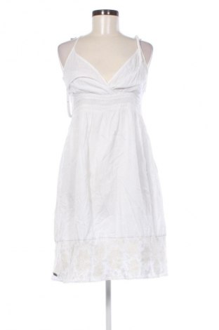 Kleid Forecast, Größe M, Farbe Weiß, Preis 25,00 €