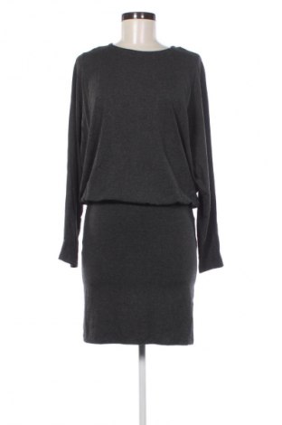 Φόρεμα Ganni, Μέγεθος M, Χρώμα Γκρί, Τιμή 66,53 €