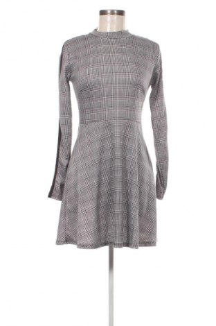 Šaty  Gina Tricot, Veľkosť M, Farba Viacfarebná, Cena  15,95 €