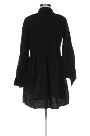 Kleid Gina Tricot, Größe M, Farbe Schwarz, Preis 59,62 €