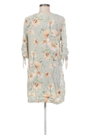 Рокля H&M, Размер L, Цвят Многоцветен, Цена 25,99 лв.