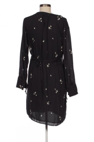 Rochie H&M, Mărime S, Culoare Multicolor, Preț 78,99 Lei