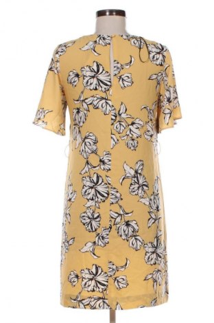 Рокля H&M, Размер S, Цвят Многоцветен, Цена 23,99 лв.