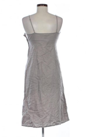 Kleid H&M, Größe S, Farbe Grau, Preis € 19,99