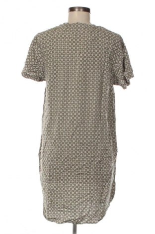 Rochie H&M, Mărime M, Culoare Multicolor, Preț 99,99 Lei