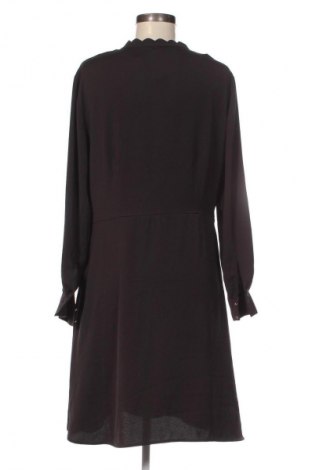 Рокля H&M, Размер XXL, Цвят Черен, Цена 29,99 лв.