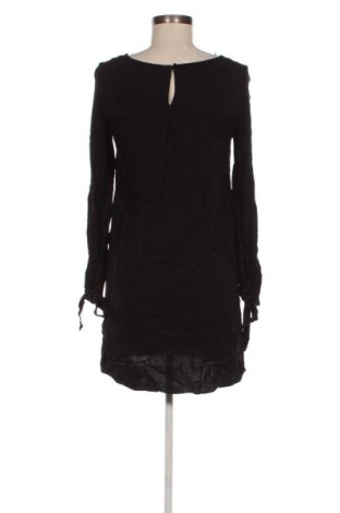 Rochie H&M, Mărime S, Culoare Negru, Preț 98,99 Lei