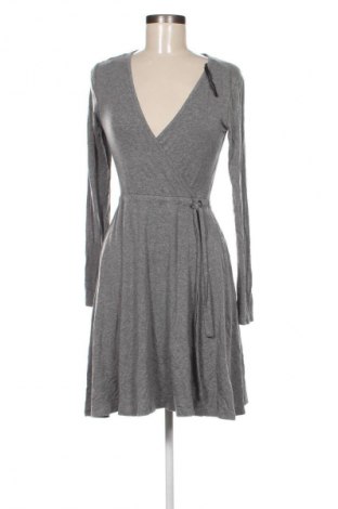 Рокля H&M, Размер S, Цвят Сив, Цена 7,15 €