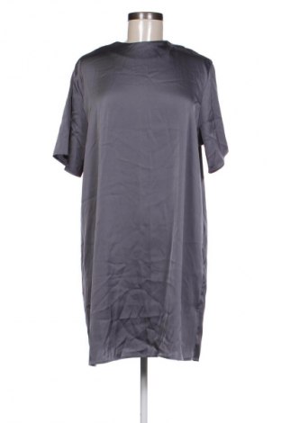 Šaty  H&M, Veľkosť M, Farba Sivá, Cena  14,83 €