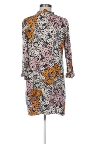Rochie H&M, Mărime M, Culoare Multicolor, Preț 43,99 Lei