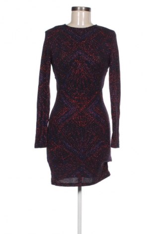 Рокля H&M Divided, Размер M, Цвят Многоцветен, Цена 58,99 лв.