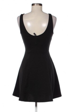 Šaty  H&M Divided, Veľkosť M, Farba Čierna, Cena  14,83 €