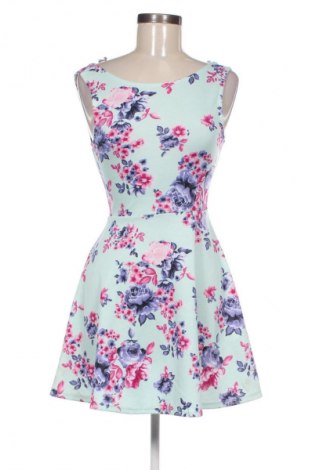 Šaty  H&M Divided, Velikost M, Barva Vícebarevné, Cena  369,00 Kč
