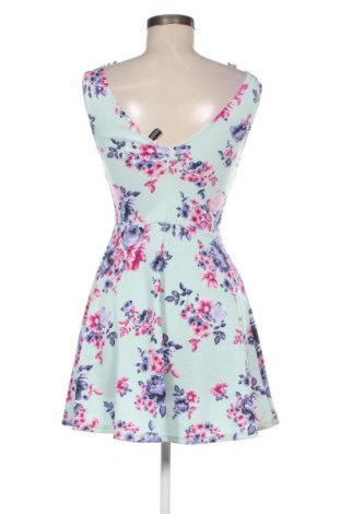 Šaty  H&M Divided, Velikost M, Barva Vícebarevné, Cena  369,00 Kč