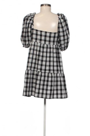 Рокля H&M Divided, Размер M, Цвят Многоцветен, Цена 20,99 лв.