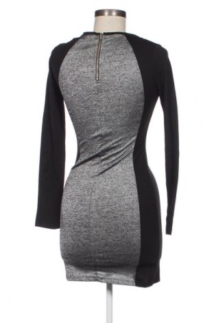 Sukienka H&M Divided, Rozmiar M, Kolor Kolorowy, Cena 66,67 zł