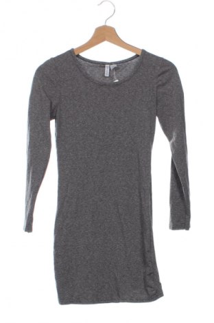 Рокля H&M Divided, Размер XS, Цвят Сив, Цена 29,99 лв.