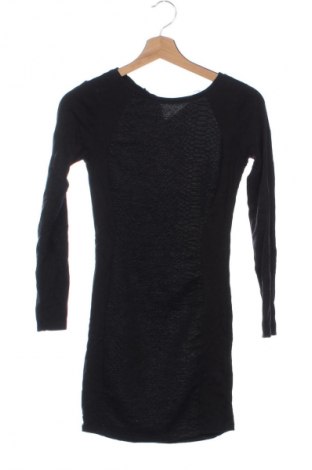 Рокля H&M Divided, Размер XS, Цвят Черен, Цена 29,99 лв.