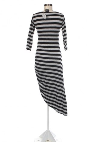 Rochie Ichi, Mărime M, Culoare Multicolor, Preț 163,99 Lei