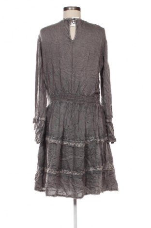 Kleid Khujo, Größe L, Farbe Grau, Preis 56,99 €