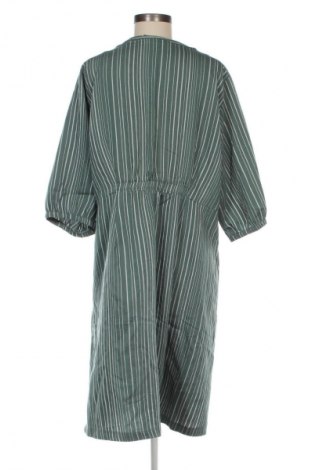 Rochie LC Waikiki, Mărime XL, Culoare Multicolor, Preț 84,01 Lei