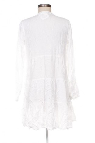 Φόρεμα Lascana, Μέγεθος M, Χρώμα Λευκό, Τιμή 18,99 €