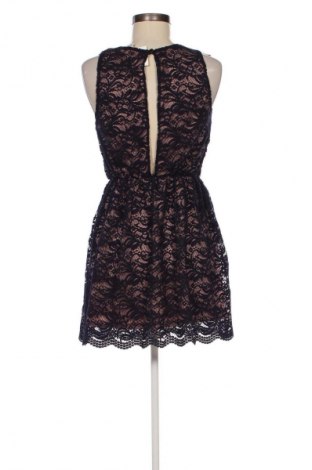 Рокля Miss Selfridge, Размер M, Цвят Многоцветен, Цена 30,99 лв.