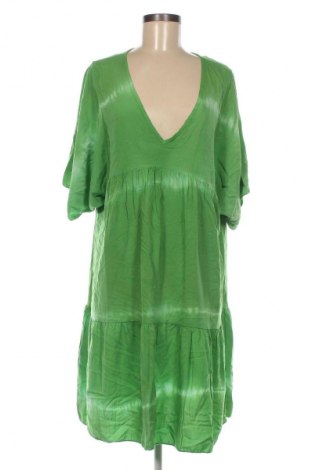 Рокля NEW COLLECTION, Размер 3XL, Цвят Многоцветен, Цена 39,42 лв.