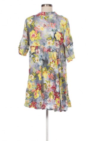 Rochie NEW COLLECTION, Mărime M, Culoare Multicolor, Preț 166,99 Lei