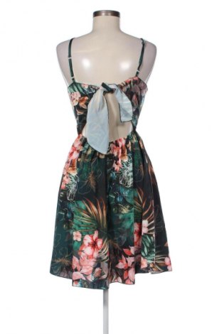 Kleid NEW COLLECTION, Größe L, Farbe Mehrfarbig, Preis 55,00 €